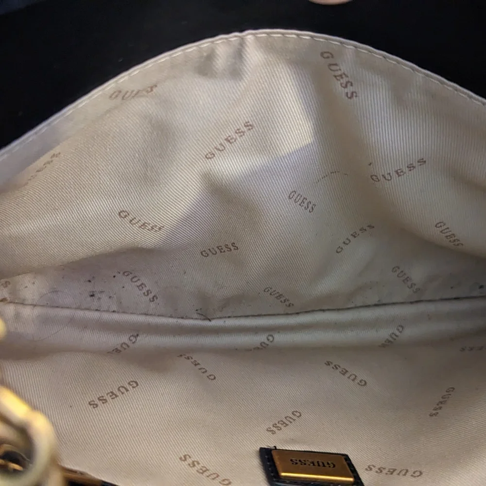 Purse - Picture 7 of 9